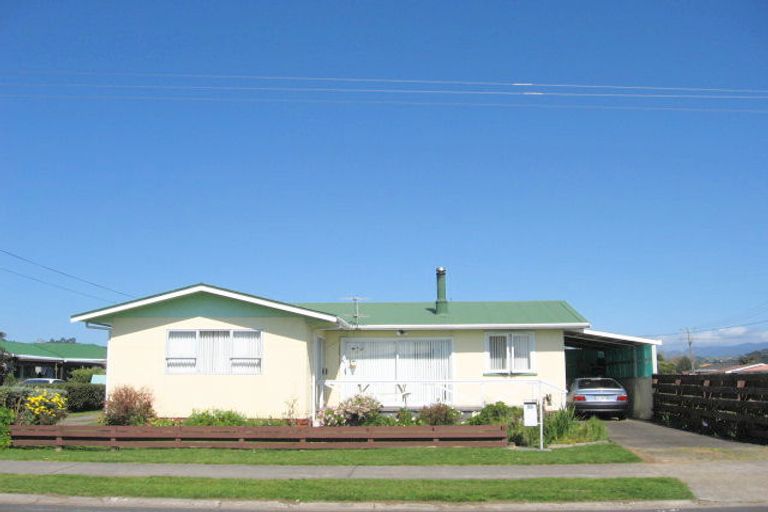 Photo of property in 28 Bryce Street, Whitianga, 3510