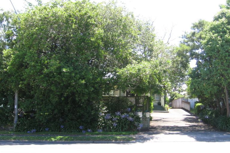 Property details for 93a Pah Road, Royal Oak, Auckland, 1023