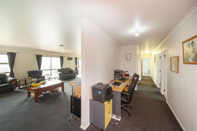 Photo of property in 52 Denby Road, Hawera, 4672