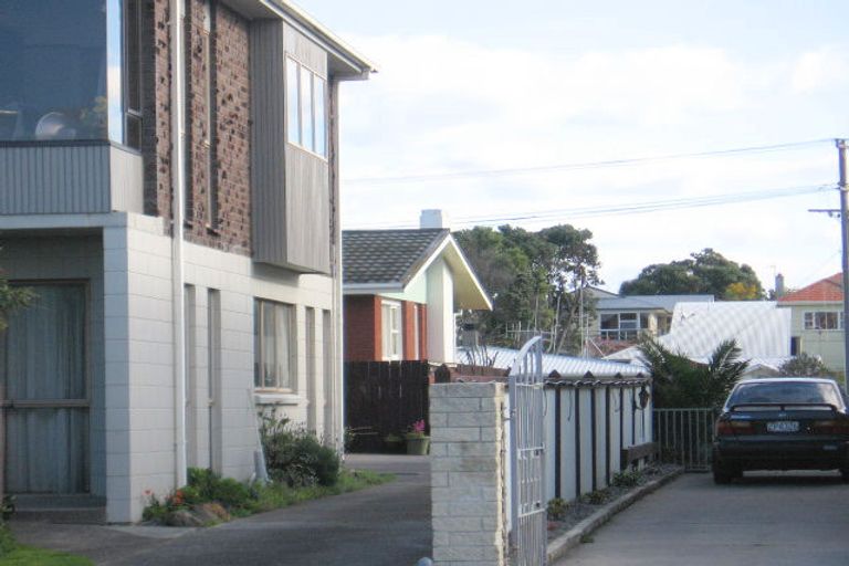 Photo of property in 89 Marine Parade, Mount Maunganui, 3116