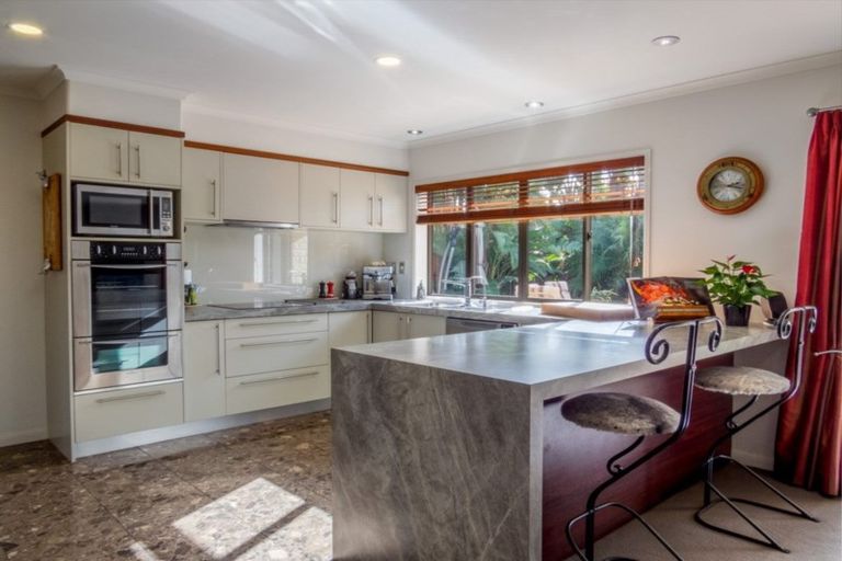 Photo of property in 2 Ohuirehe Road, Coastlands, Whakatane, 3120