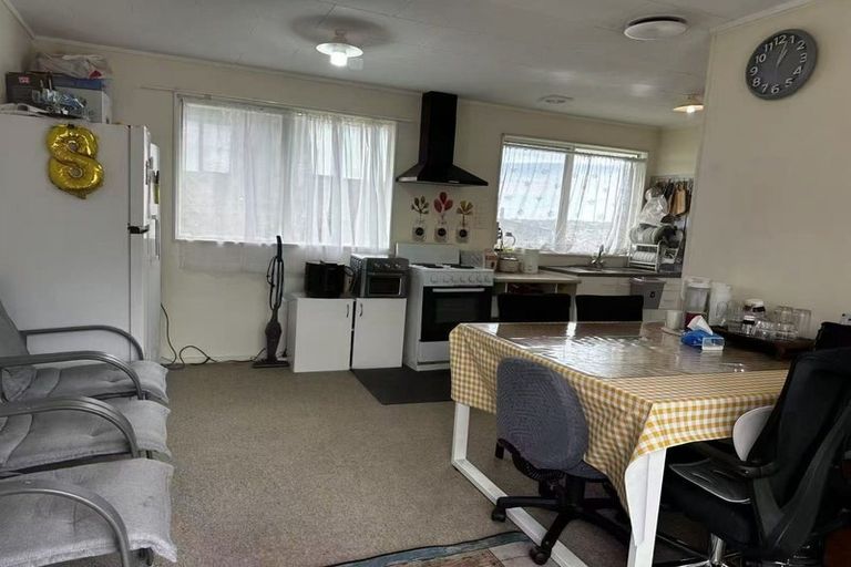 Photo of property in 34 Minerva Terrace, Cockle Bay, Auckland, 2014