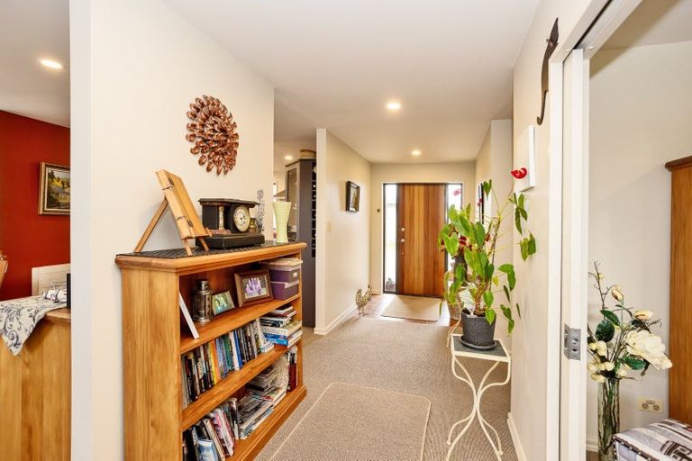 Photo of property in 8 Craig Street, Waikiwi, Invercargill, 9810