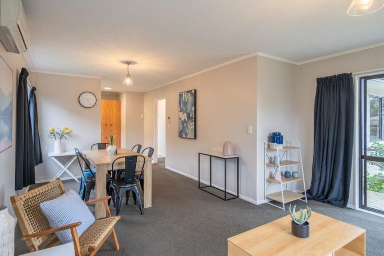 Photo of property in 24 Gavin Road, Raumati Beach, Paraparaumu, 5032