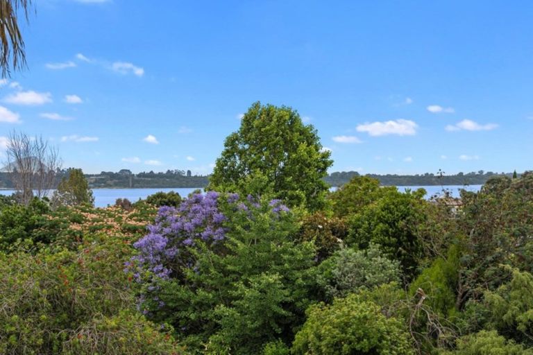 Photo of property in 7 Homestead Place, Welcome Bay, Tauranga, 3112