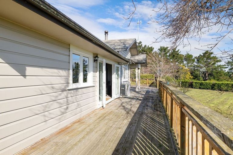 Photo of property in 101 Albert Road, Tokomaru, Palmerston North, 4474