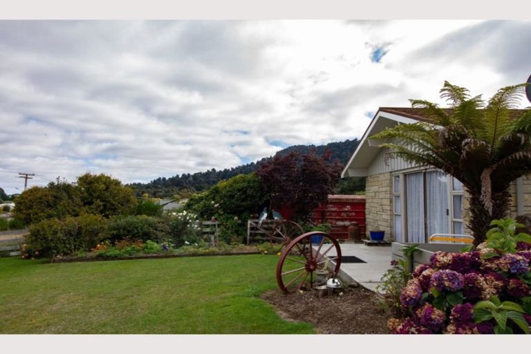 Photo of property in 61 Upper Thames Street, Ohakune, 4625
