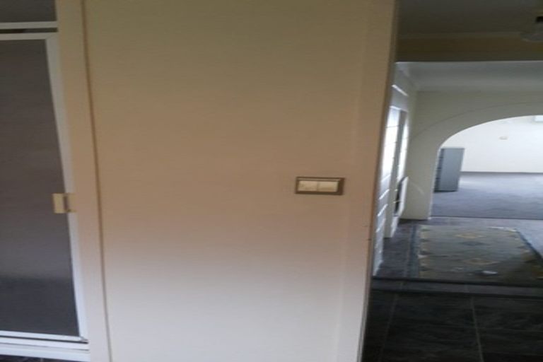 Photo of property in 14 Tatyana Place, Massey, Auckland, 0614