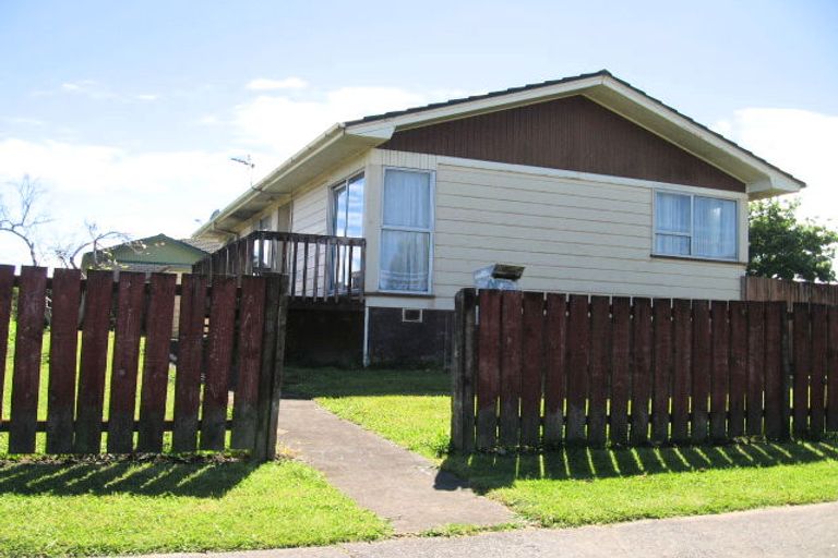 Photo of property in 2/67 Ferndown Avenue, Papatoetoe, Auckland, 2025