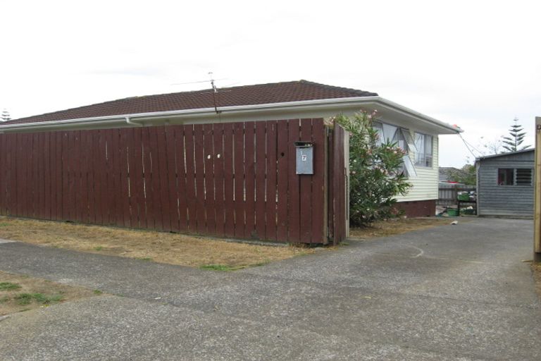 Photo of property in 7 Vimy Place, Mangere, Auckland, 2022