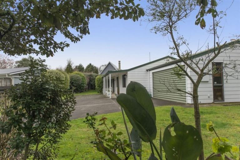 Photo of property in 50 Shakespeare Street, Leamington, Cambridge, 3432