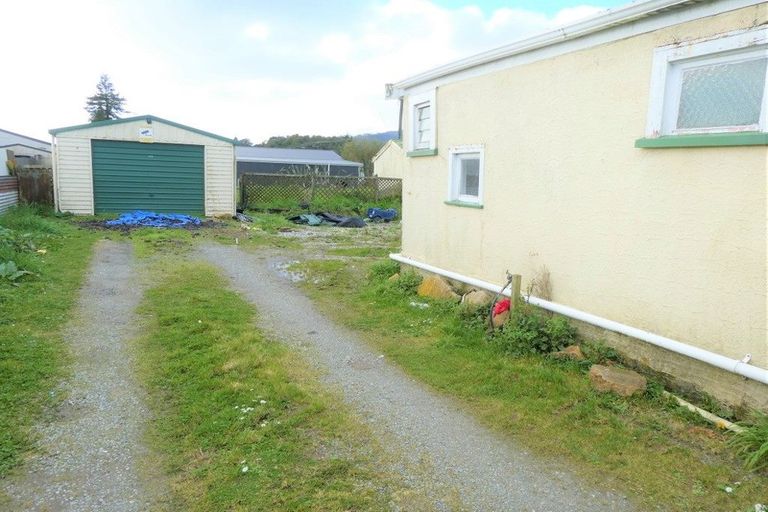 Photo of property in 26 Ward Street, Runanga, 7803