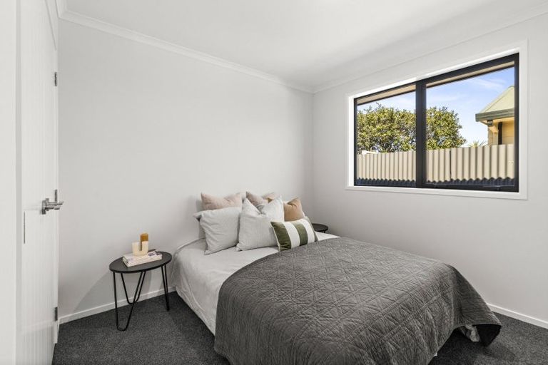 Photo of property in 13a Warwick Crescent, Taradale, Napier, 4112