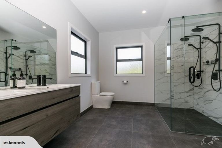 Photo of property in 86 Seafield Road, Eskdale, Napier, 4182