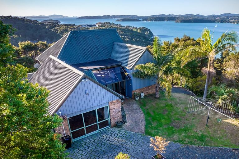 Photo of property in 119 Te Haumi Drive, Paihia, 0200