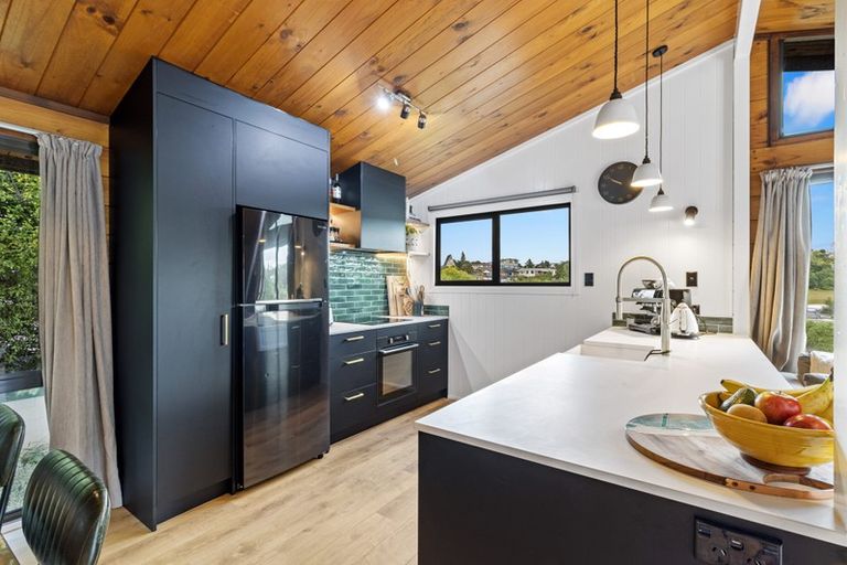 Photo of property in 10 Harlech Place, Dinsdale, Hamilton, 3204