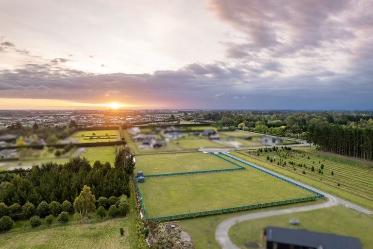 Photo of property in 13 Beal Place, Swannanoa, 7692