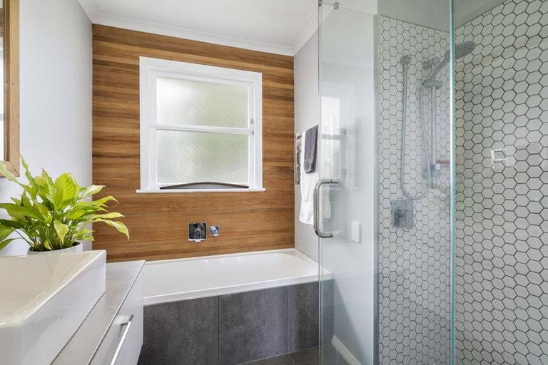 Photo of property in 188 Tremaine Avenue, Westbrook, Palmerston North, 4412