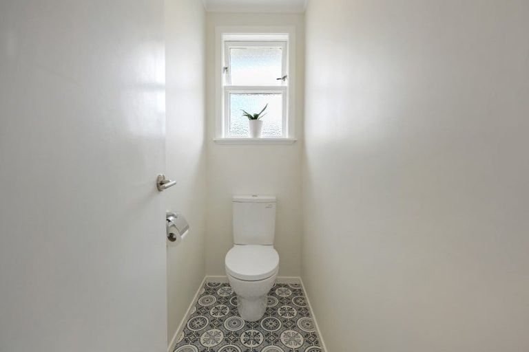 Photo of property in 124 Clarkin Road, Fairfield, Hamilton, 3214