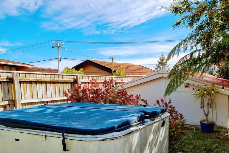 Photo of property in 9 Parakai Street, Paraparaumu, 5032