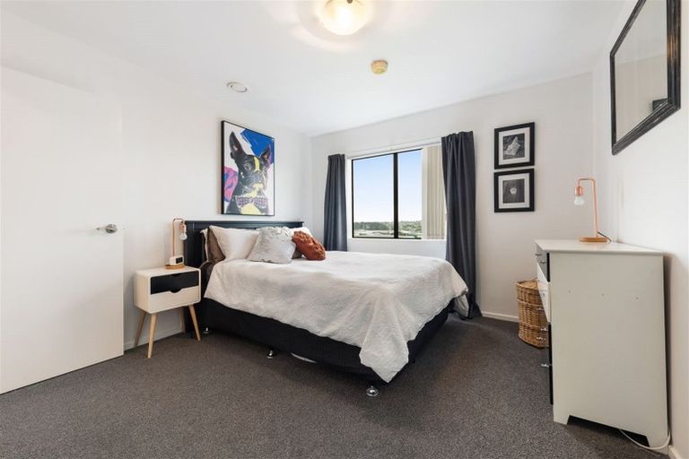 Photo of property in 6l/17 Crown Lynn Place, New Lynn, Auckland, 0600