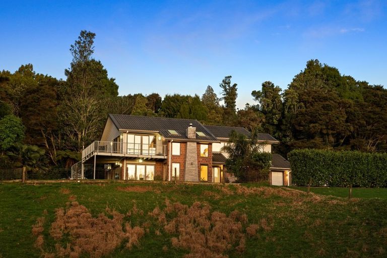 Photo of property in 181 Judge Richardson Drive, Opaheke, Papakura, 2584