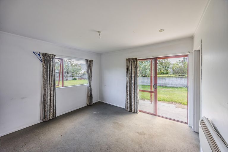 Photo of property in 12 Mersey Street, South Hill, Oamaru, 9400