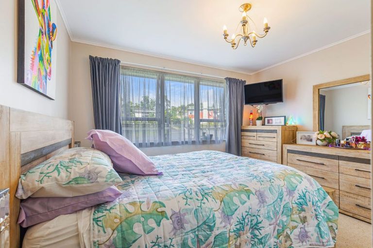 Photo of property in 44 Jillian Drive, Ranui, Auckland, 0612