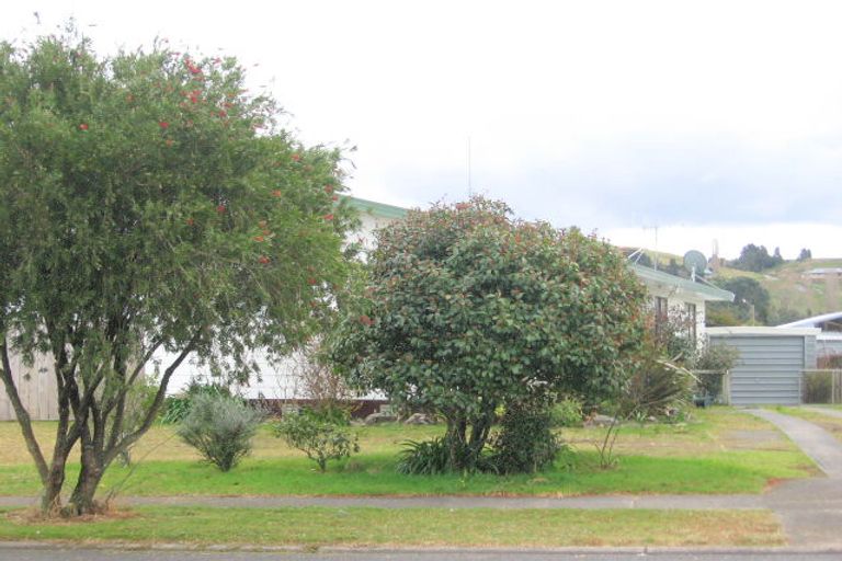 Photo of property in 105 Martyn Road, Whangamata, 3620