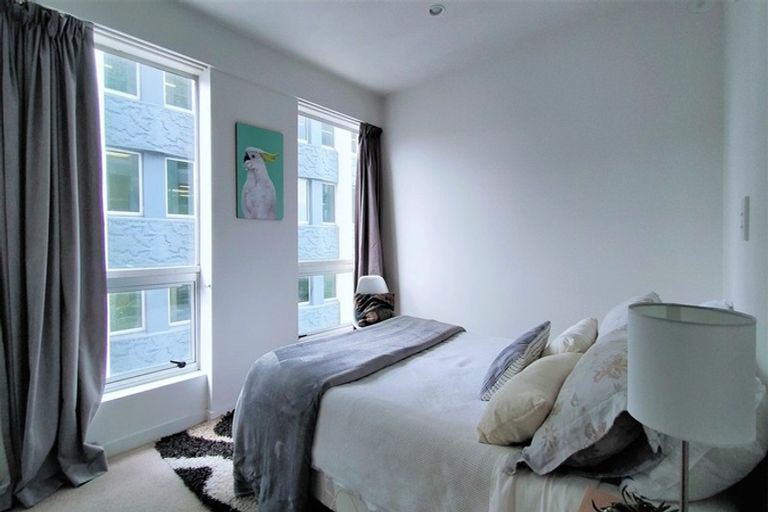 Photo of property in Terrace Heights Apartments, 8c/163 The Terrace, Wellington Central, Wellington, 6011