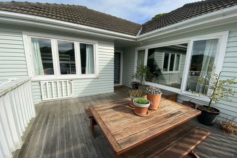Photo of property in 44 Richmond Avenue, Karori, Wellington, 6012