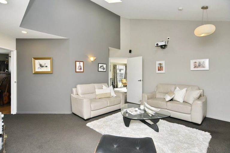 Photo of property in 28 Shenley Drive, Belfast, Christchurch, 8051