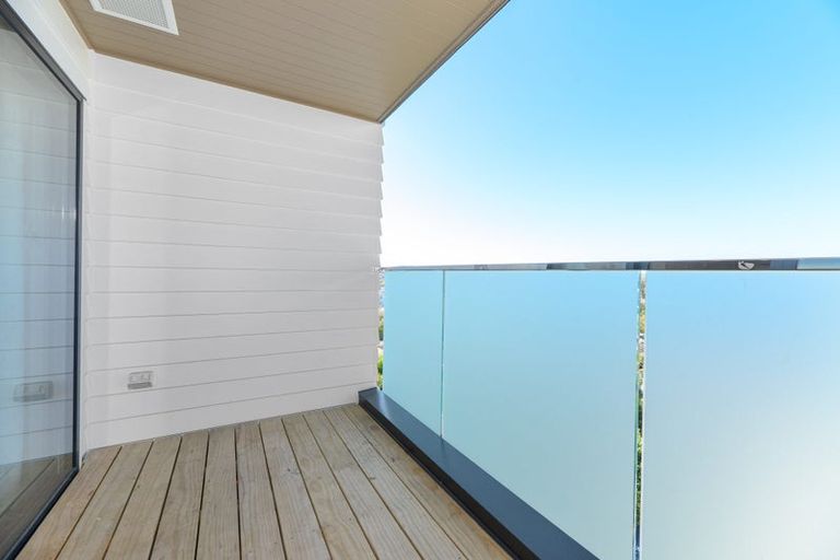 Photo of property in 303/48 Clay Works Lane, New Lynn, 0600