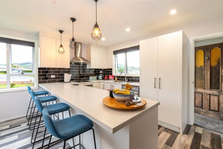 Photo of property in 68 Waldron Crescent, Green Island, Dunedin, 9018