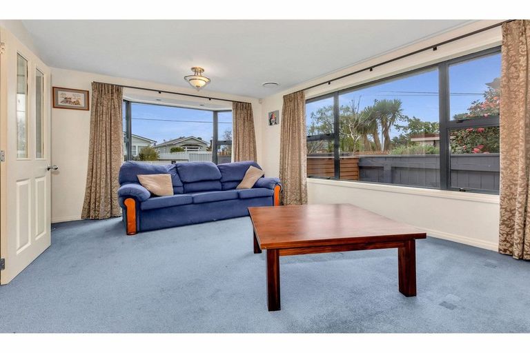 Photo of property in 27 Trinity Avenue, Epuni, Lower Hutt, 5011