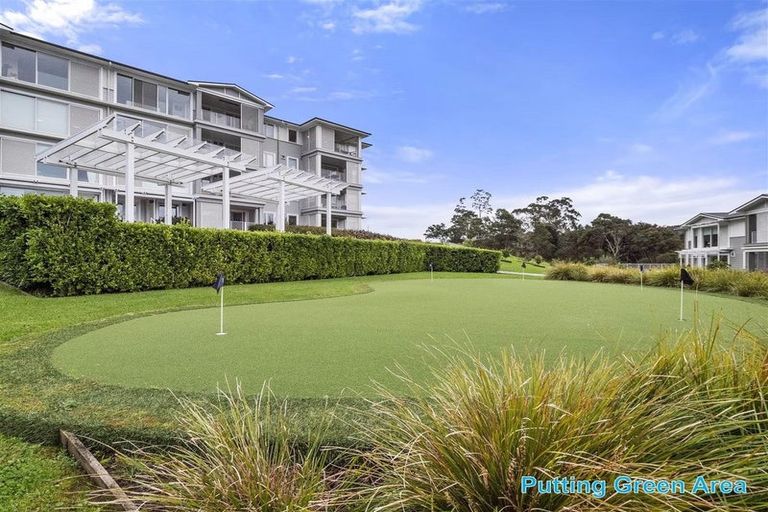 Photo of property in 73 Panorama Heights, Orewa, 0931
