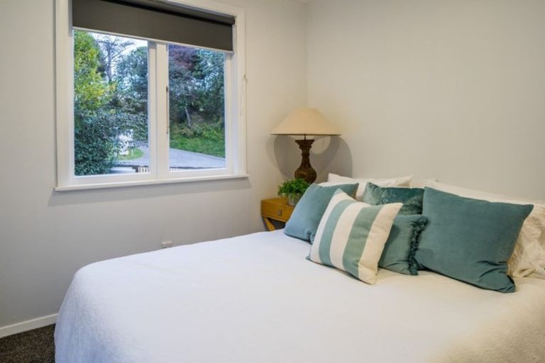 Photo of property in 69 Kahu Road, Paremata, Porirua, 5024