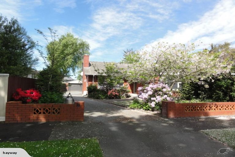 Photo of property in 21 Egmont Place, Bishopdale, Christchurch, 8051