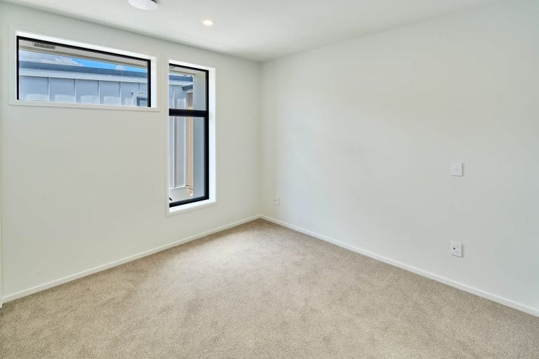 Photo of property in 17/10 Pascoe Avenue, Paremata, Porirua, 5026
