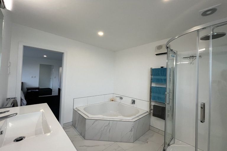 Photo of property in 1250 Mangorei Road, Mangorei, New Plymouth, 4371