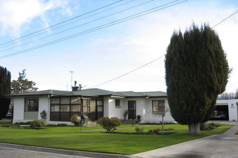 Photo of property in 2 Simmonds Street, Alexandra, 9320