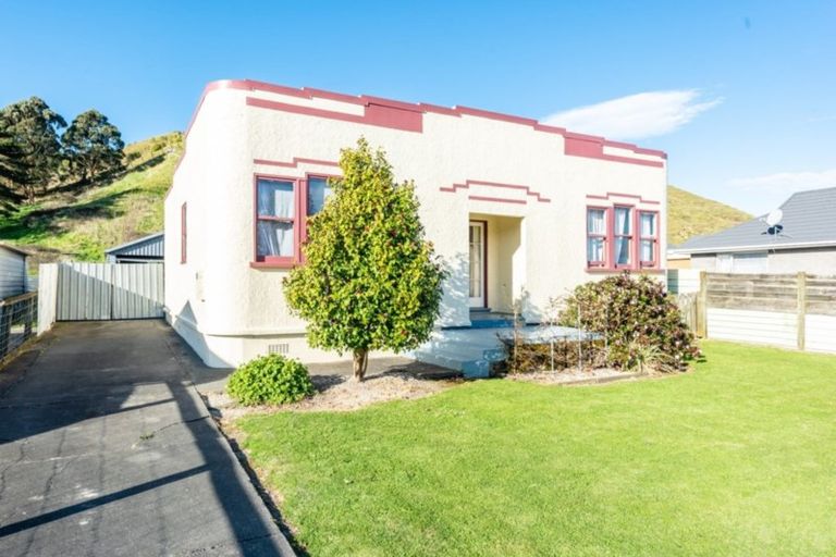 Photo of property in 58 Paraone Road, Tamarau, Gisborne, 4010