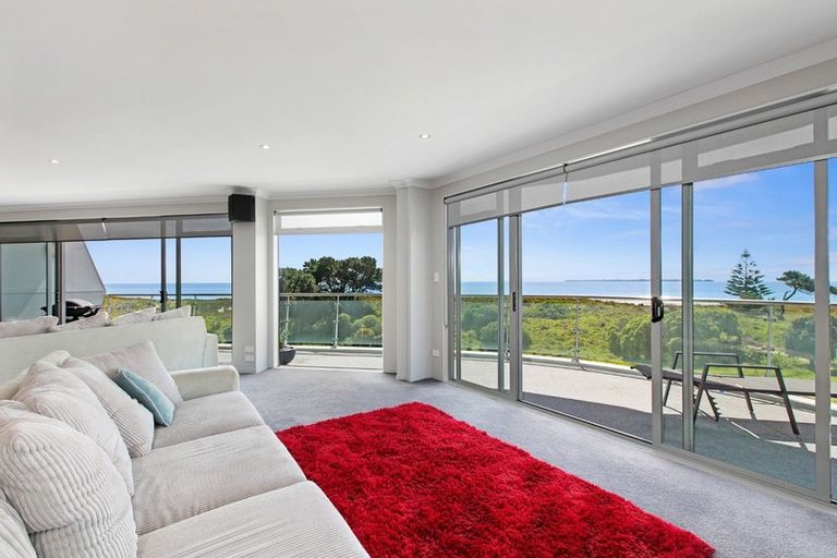 Photo of property in 10/898 Papamoa Beach Road, Papamoa Beach, Papamoa, 3118