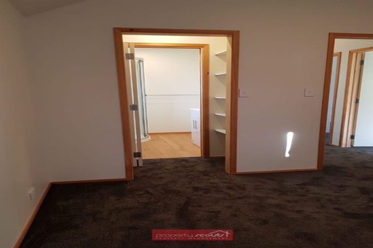 Photo of property in 382 South Road, Omata, New Plymouth, 4374