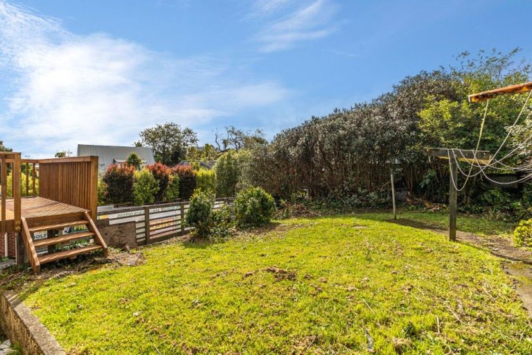 Photo of property in 21 Routley Drive, Glen Eden, Auckland, 0602