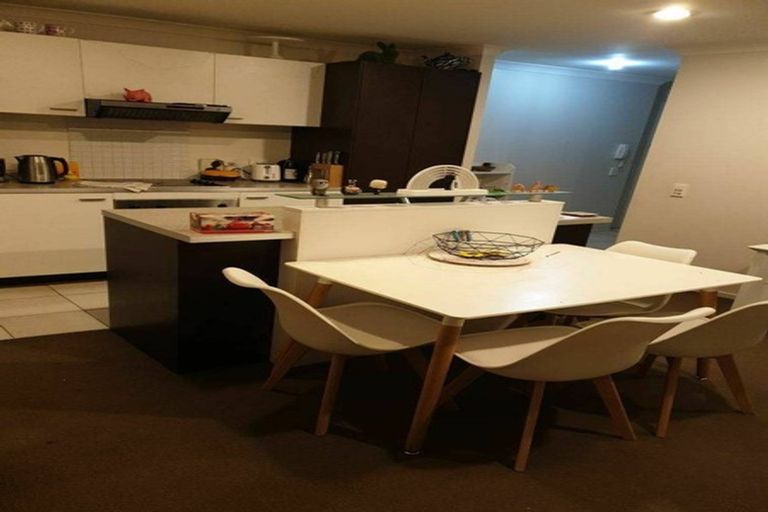 Photo of property in 2a/160 Symonds Street, Eden Terrace, Auckland, 1010