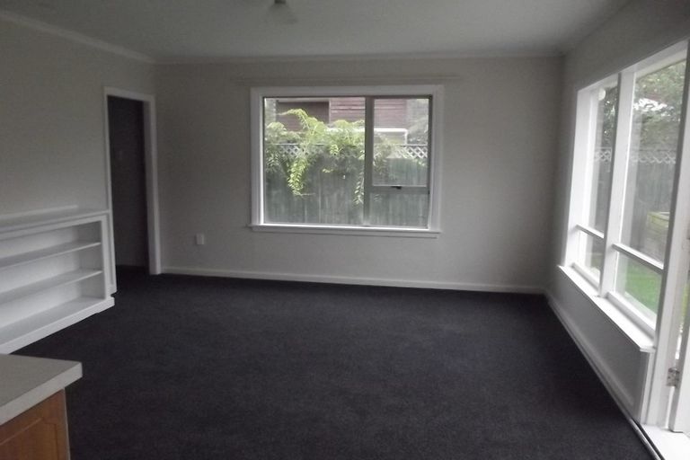 Photo of property in 15 Grimseys Road, Redwood, Christchurch, 8051
