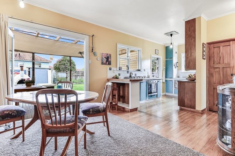 Photo of property in 63 Jellicoe Drive, Hamilton East, Hamilton, 3216