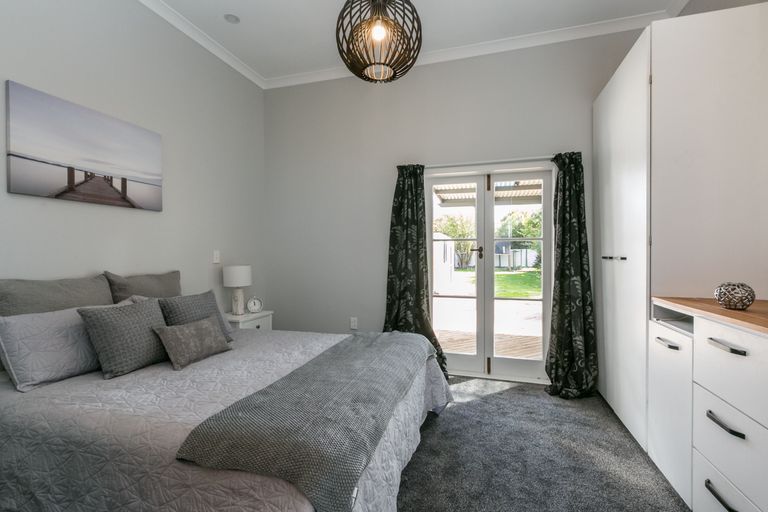 Photo of property in 603 Charles Street, Saint Leonards, Hastings, 4120