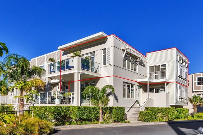 Photo of property in 9 Eaves Bush Parade, Orewa, 0931